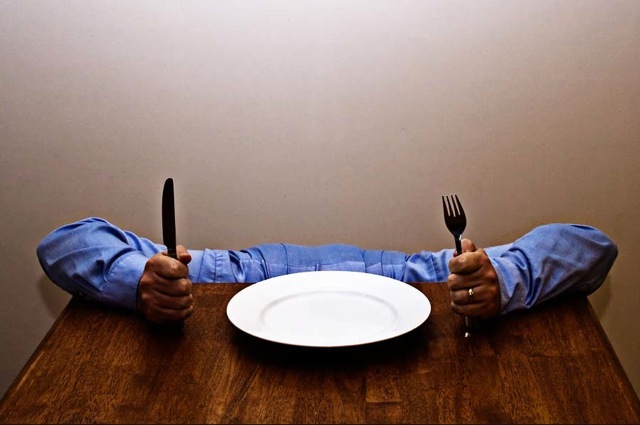 9 Hungry Headless 872