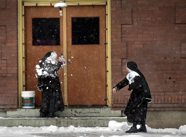 Nuns having Fun 675