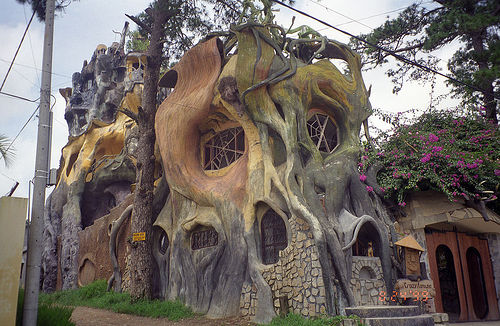 crazy house 7890