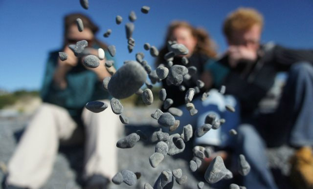 Flying Rocks 678