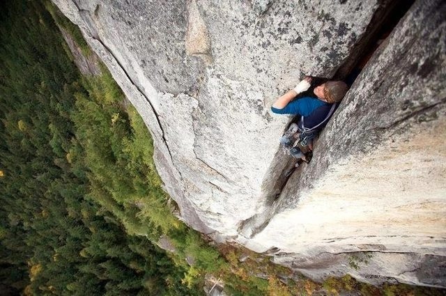 Climbing the Crack 298