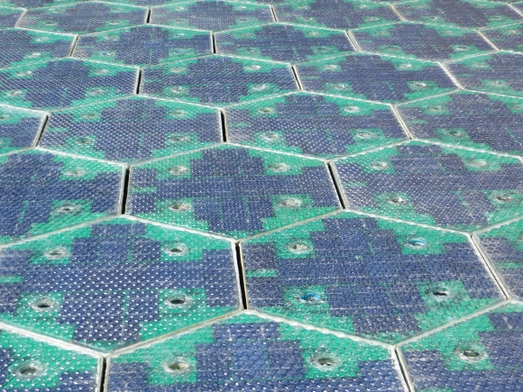 Solar_Roadway_panels_only_1_580_435