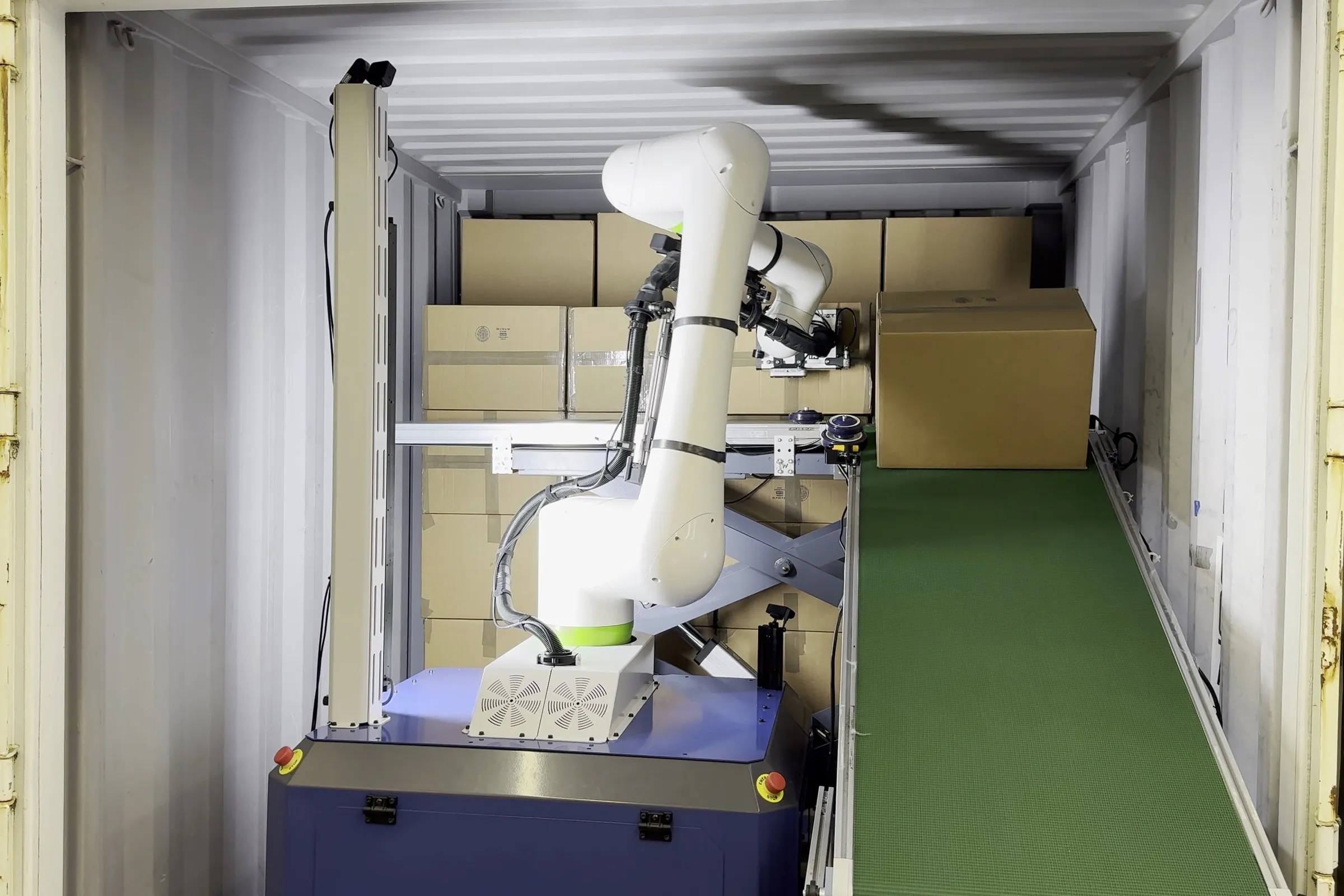 Innovating Trailer Unloading: The Pixmo Robot Revolution